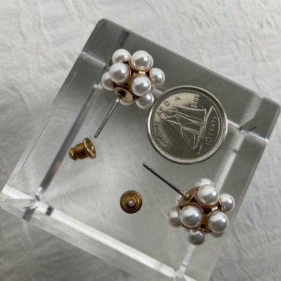 Faux Pearl Cluster Earrings Pierced Dainty Petite - Picture 4 of 6